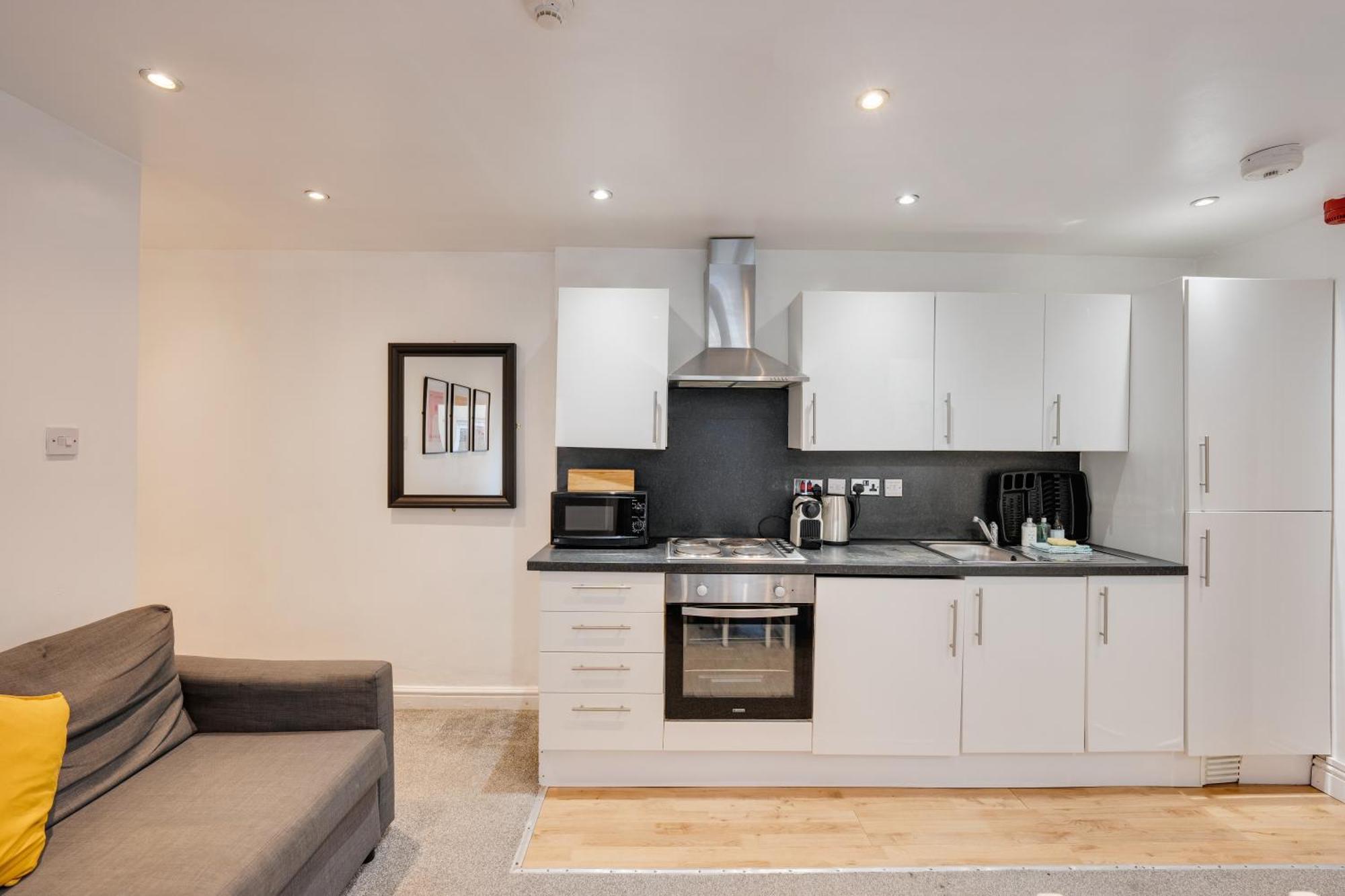 2 Bedroom Aprtmnt For Upto 6 Nr Centre, Uni &Parks Cardiff Zewnętrze zdjęcie